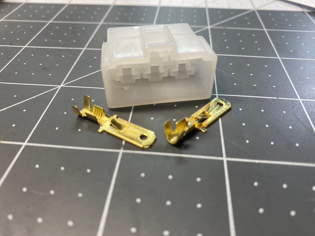 6X/7x Land Cruiser 6 terminal connector for relay trigger power tap
