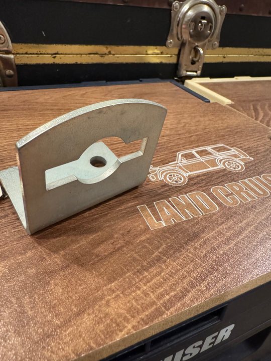 FJ25 FJ40 Bumper hand crank bracket