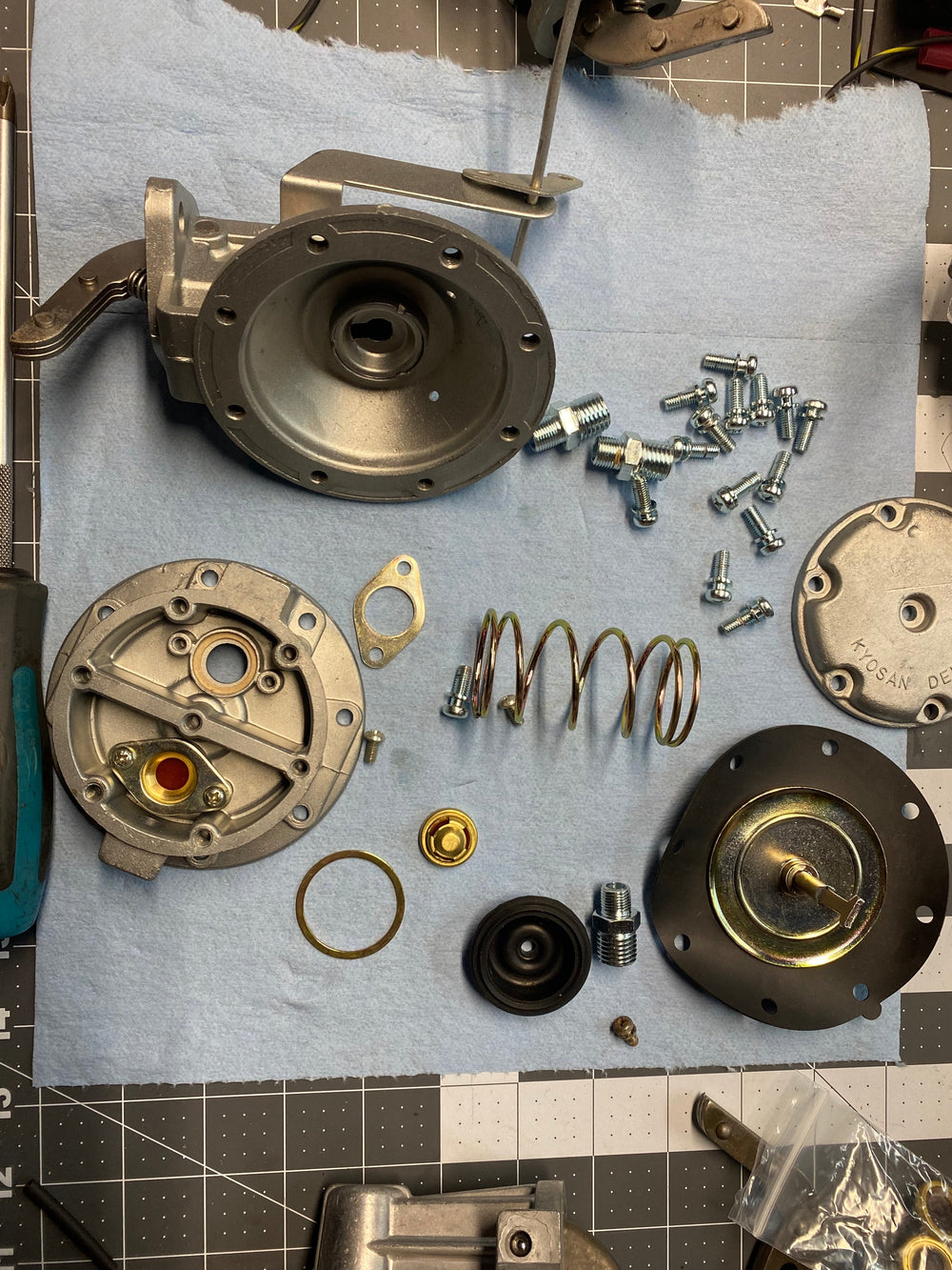 FJ40 FJ45 FJ55 fuel pump rebuild kit OEM Kyosan Toyota Land Cruiser repair