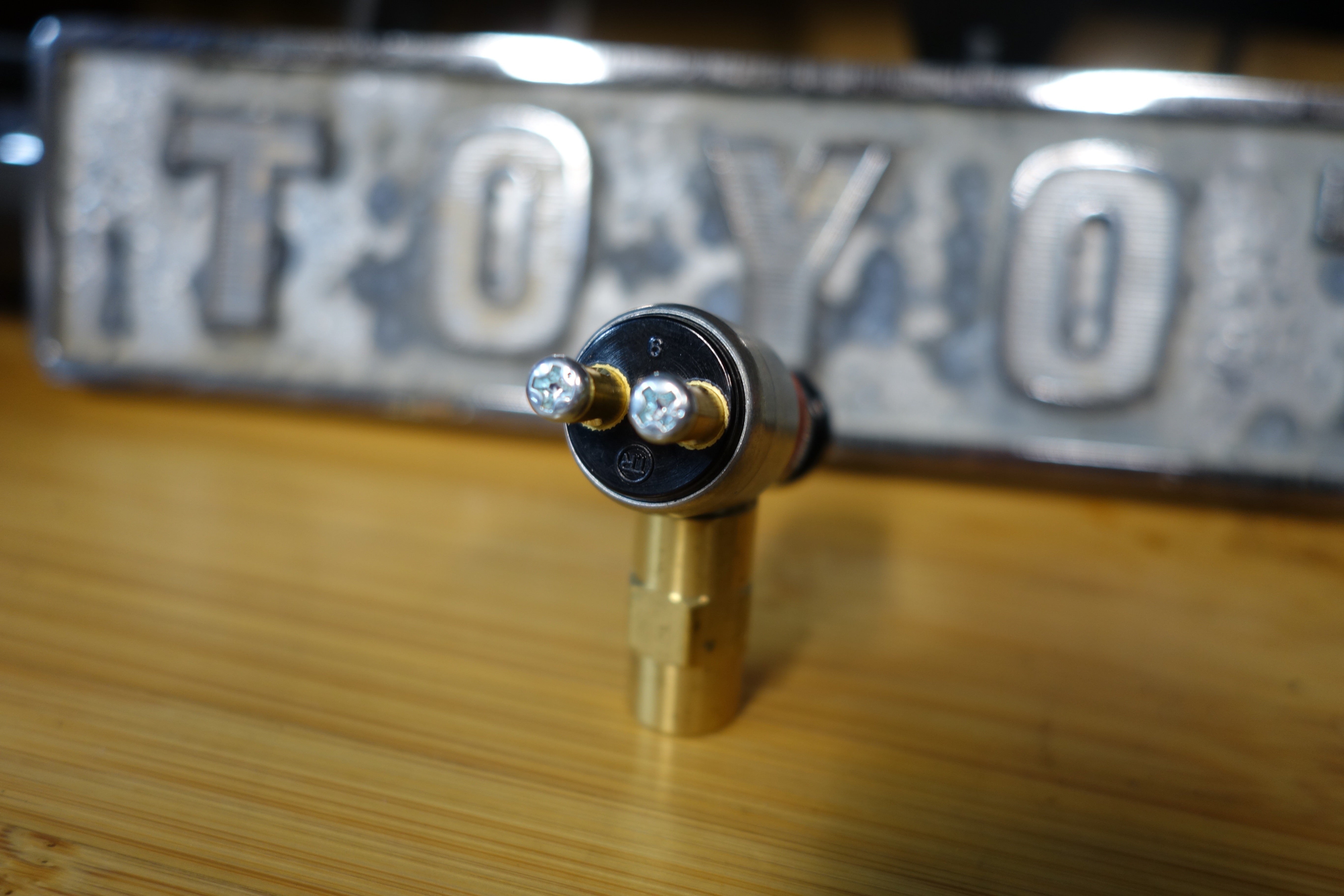 Switch ライト HHYUNDAI TUCSON NX4 1.6 Hybrid Glove Box Light W/ Trim 84745